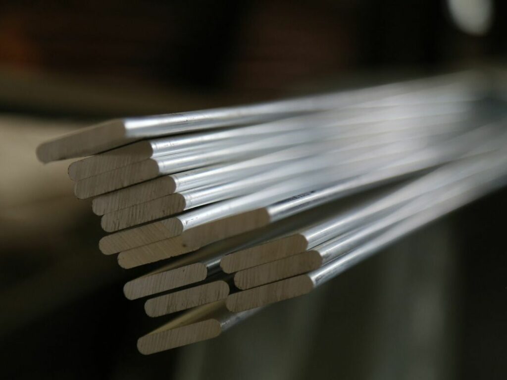 Дюралевая полоса 2х40 Д1 ГОСТ 13616-97